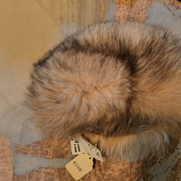 Fox fur hat - Picture 2 of 5